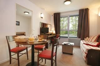 Appart Hotel Annecy Seynod Exterior photo